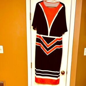 Gorgeous Shein detailed color block Dress. Size 4X .Very Classy stretchy  dress.